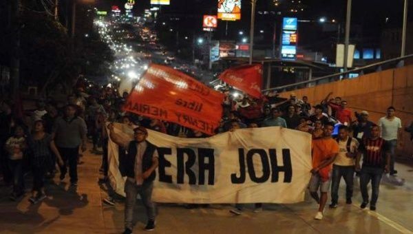 Protests against the ‘fraudulent’ victory of Juan Orlando Hernández sweep Honduras.