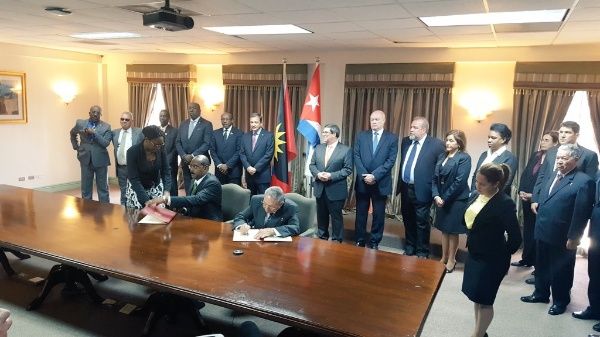 Cuba and Antigua and Barbuda signed the agreement during an official visit to Antigua by the brother of the late Fidel Castro.