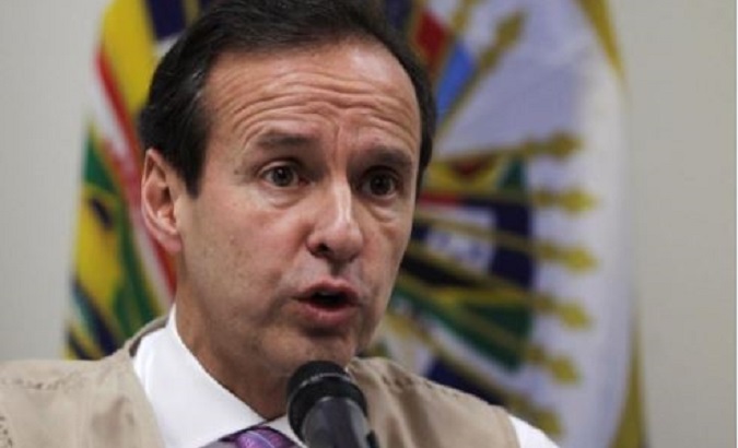 Jorge Tuto Quiroga, chief of the Organization of American States, OAS, electoral observer mission, speaks during a news conference in Tegucigalpa, Honduras.