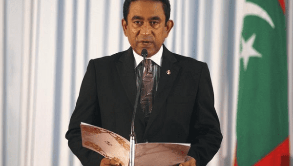 Abdulla Yameen takes his oath as the President of Maldives during a swearing-in ceremony at the parliament in Male November 17, 2013