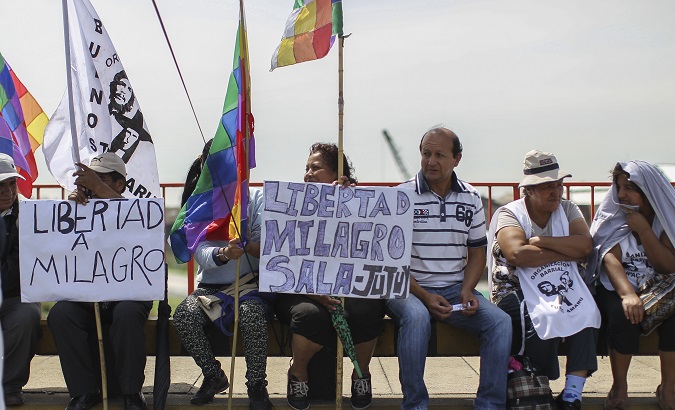 Argentines participate in demonstration demanding Sala's freedom in 2016.