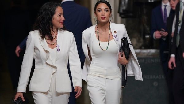 Democratic lawmakers laid goals for Green New Deal.