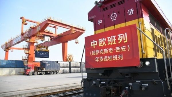 A returning China-Europe freight train from Kazakhstan arrives at the Xinzhu Station of China Railway Xi'an Bureau Group Co., Ltd. in Xi'an City of northwest China's Shaanxi Province, Feb. 3, 2021.