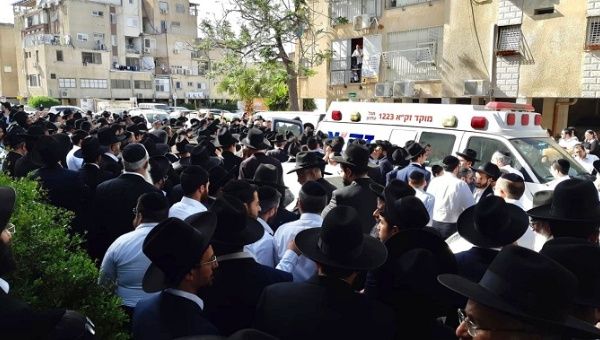 On Friday over 100,000 pilgrims from across the country collapsed during the Lag BaOmer religious festival in Mount Meron as they stumbled upon each other in a narrow pathway.
