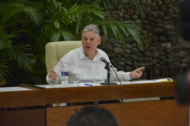 Gil Fernández highlighted the vaccination process being carried out in Cuba, 