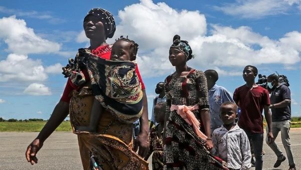 Arrival of internally displaced people from Palma at Pemba airport, Mozambique, April 9, 2021.