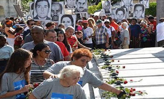 Cubans pay tribute to the victims of the terrorist attack that took place in Barbados.