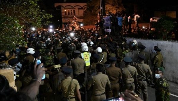 Sir Lanka authorities have dispelled demonstrators in Colombo city. Mar. 31, 2022.