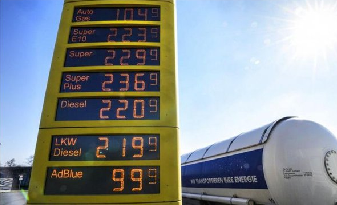 Fuel prices in Germany, March 30, 2022.