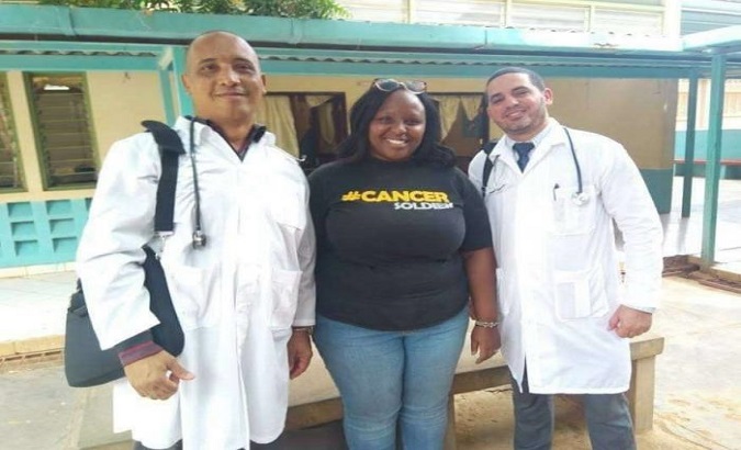 Cuban doctors Assel Herrera (L) and Landy Rodriguez (R), Kenya.