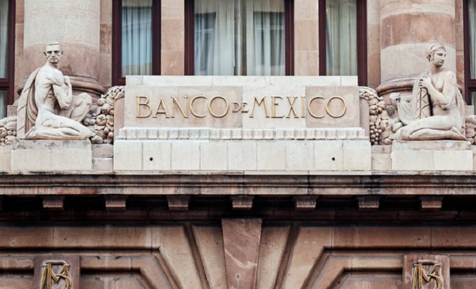 Facade of the Central Bank of Mexico building, 2022.