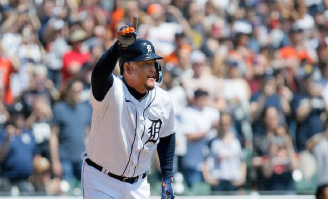 In addition to being the seventh player with 3,000 hits and 500 home runs, Miggy is the sixth Latin player to surpass the 3,000-hit mark. Apr. 23, 2022.