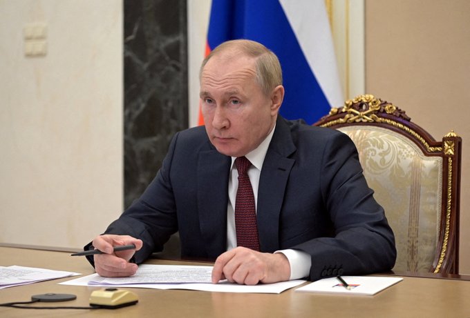 Russian President Vladimir Putin signed a decree on temporary procedure for payment of profits to creditors of unfriendly states. May. 4, 2022.