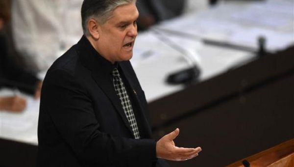 Cuba is recovering its economy in a slow and complex manner in the face of challenges, Deputy PM and head of Economy and Planning, Alejandro Gil, told lawmakers of the National Assembly.