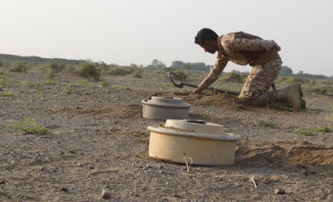 Removal of landmines in Al-Denien, Yemen, April 17, 2022.