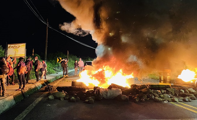 Blockade of the access road to Puyo city in the province of Pastaza, Ecuador, June 13, 2022.
