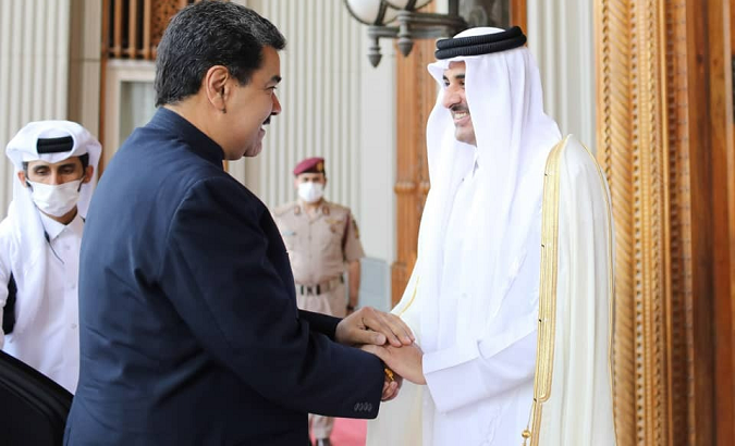 Venezuelan President Nicolas Maduro (L) and Qatar's Emir Sheikh Tamim bin Hamad Al Thani, June 15, 2022.