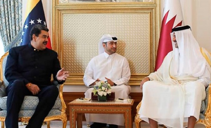 Venezuelan President Nicolas Maduro (L) and Qatar's Emir Sheikh Tamim bin Hamad Al Thani (R), June 15, 2022.