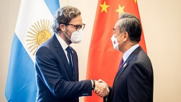Argentina's Foreign Minister Santiago Cafiero and his Chinese counterpart Wang Yi. Jul. 7, 2022. 