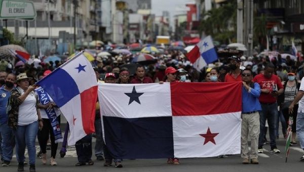 People protesting against the Cortizo administration, Panama, July 2022.