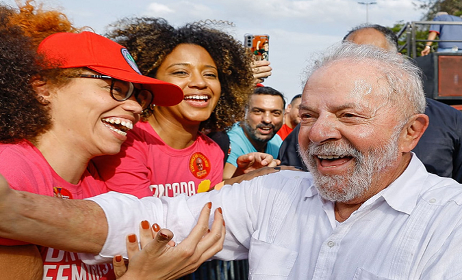 Former Brazilian President Lula da Silva continues heading the poll for the presidential election. Aug. 17, 2022.