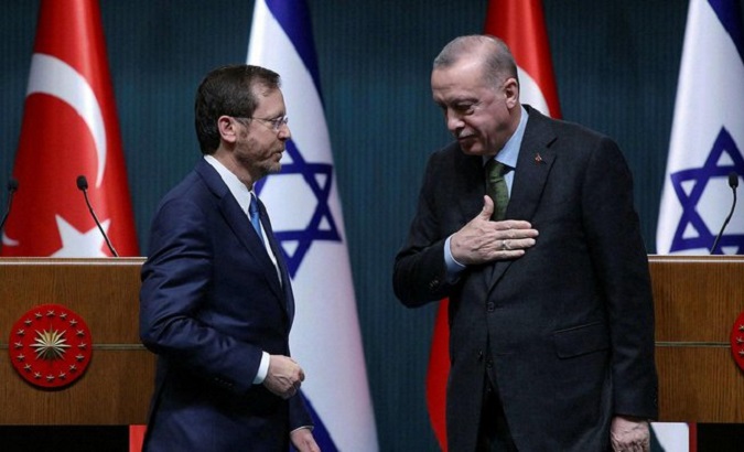 Isaac Herzog (L) & Recep Tayyip Erdogan (R) in Ankara, Turkey, March 9, 2022.