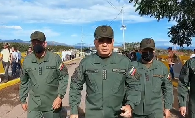 Padrino reported that he was at the Simón Bolívar International Bridge, in the border area, where a large border flow was registered. Sept. 24, 2022.
