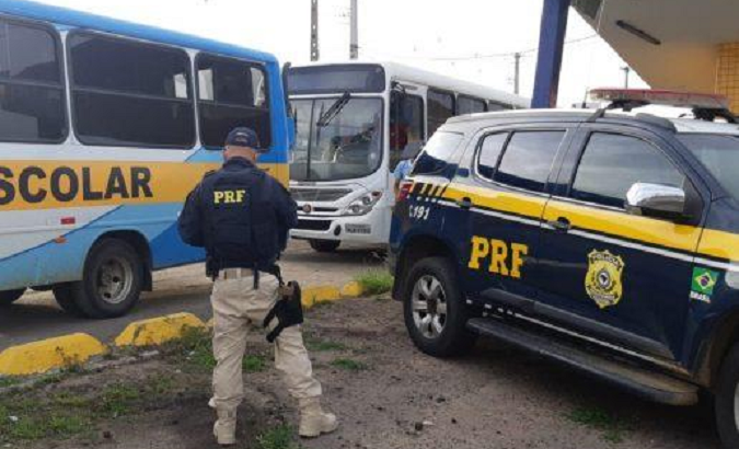 Federal highway police carry out a bus checkpoint, Oct. 30, 2022.