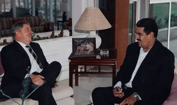 Undated photo of President Lula (l) and President Maduro (r)