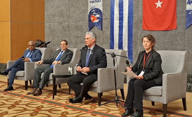 President Miguel Diaz-Canel visits the Jose Marti Association in Ankara, Türkiye, Nov. 23, 2022.