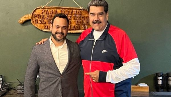 Ambassador Manuel Vicente Vadell (L) & President Nicolas Maduro (R), Caracas, Venezuela, Dec. 22, 2022.