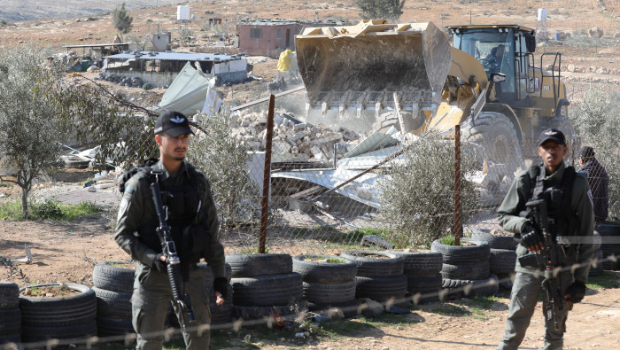 El ejército israelí demolió hoy estructuras en Masafer Yatta, en el sur de Cisjordania.