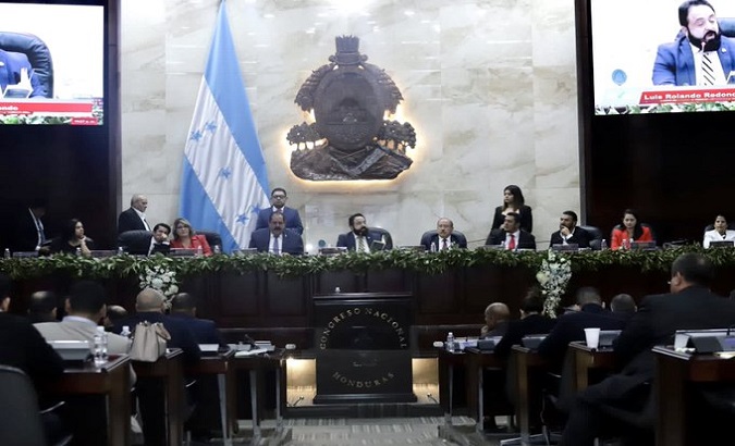 Legislators discuss candidature proposals for the Supreme Court of Justice, Honduras, January 2023.