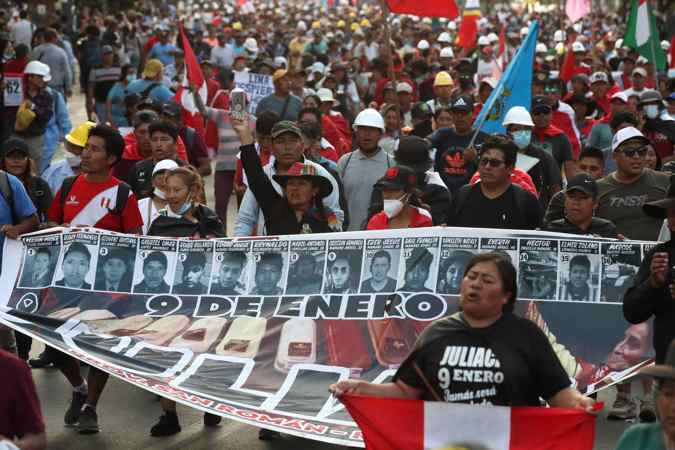 Thousands of people participate in a new anti-government demonstration today, in Lima (Peru)