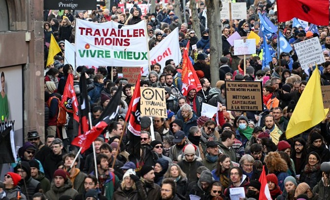 French Protesters Against Pension Reform Storm LVMH Paris — Anne of  Carversville