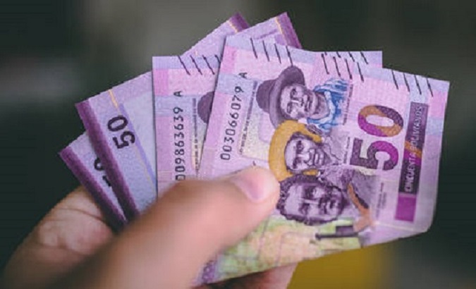 Image with Bolivian banknotes.