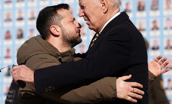 Ukrainian President Volodymyr Zelensky (L) and U.S. President Joe Biden, Feb. 20, 2023.
