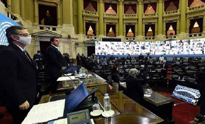 Legislators discuss the new retirement law, Argentina.