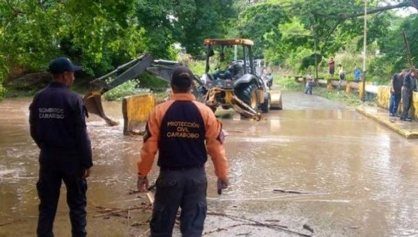 Risk teams control the effects of the rains in Venezuela, May 31, 2023.