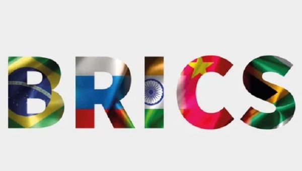 BRICS logo with the flags of the five leading countries.