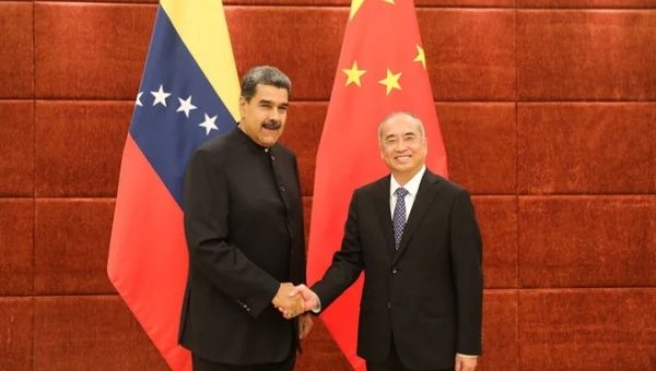 Venezuelan President Nicolas Maduro (L) & Lin Wu (R), Shandong, China, Sept. 11, 2023.