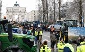 German farmers protest by blocking urban traffic, January 8, 2024