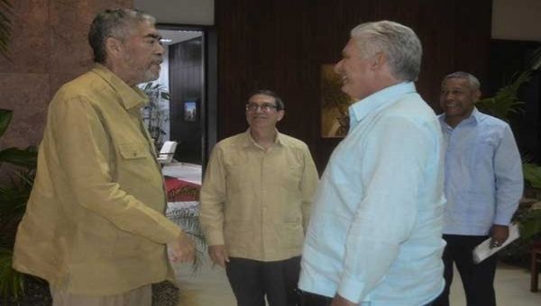 Díaz-Canel and Miguel Mejía highlighted the historic relationship between their parties, as well as the support to the Antillean island by the MIU. Jan. 26, 2024. 