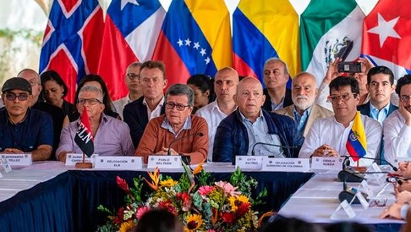 Representatives of the Colombian Government and the ELN to the peace negotiation process, 2024.
