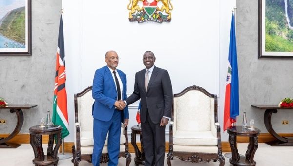 Prime Minister of Haiti, Ariel Henry (R) and President of Kenya, William Ruto (L)