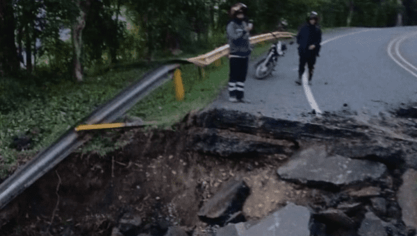 Half of the Panamericana highway was destroyed by explosives.