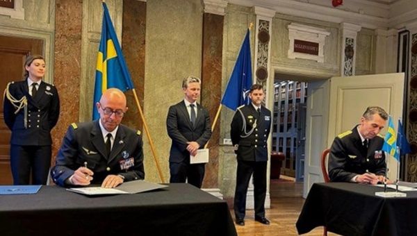 Signing of declaration completing Swedish military integration phase to NATO.