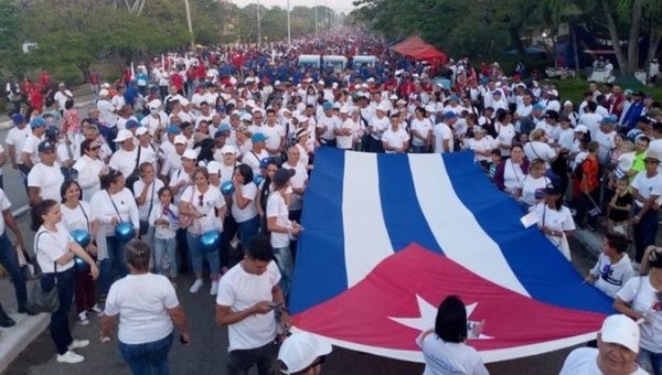 Cuban workers marching on Labor Day, May 1, 2024.