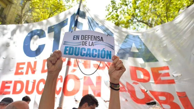 Demostrations of the teachers Syndicate in Argentine, May 2024
