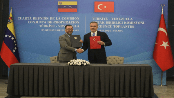 Minister of Foreign Affairs of Türkiye, Hakan Fidan (R) and Chancellor of Venezuela Yvan Gil (L),May 23, 2024